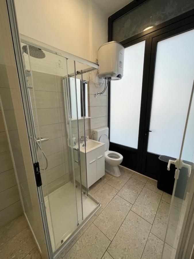 Two Bedroom Apartment N Σπλιτ Εξωτερικό φωτογραφία