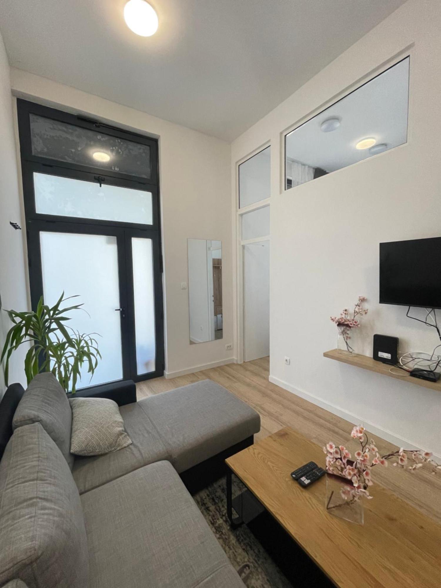 Two Bedroom Apartment N Σπλιτ Εξωτερικό φωτογραφία