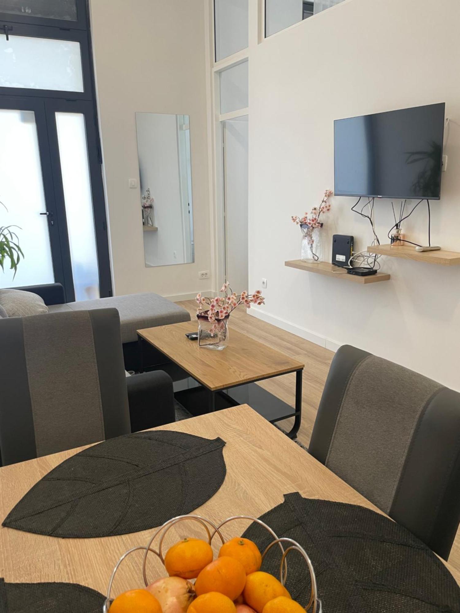 Two Bedroom Apartment N Σπλιτ Εξωτερικό φωτογραφία