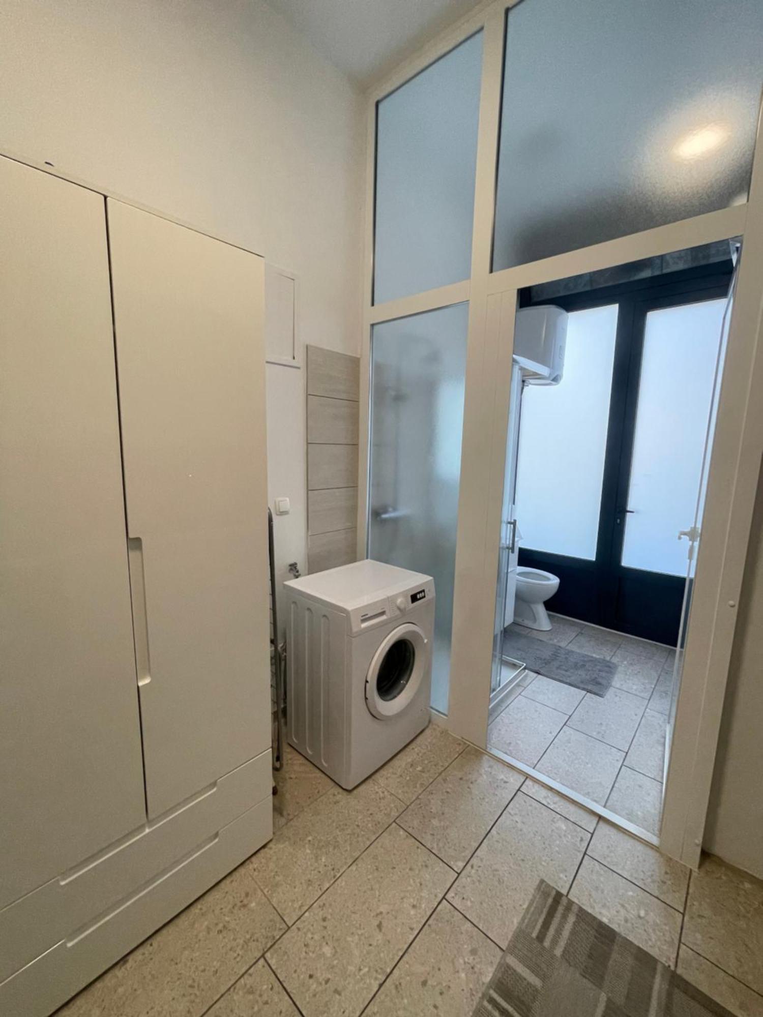Two Bedroom Apartment N Σπλιτ Εξωτερικό φωτογραφία