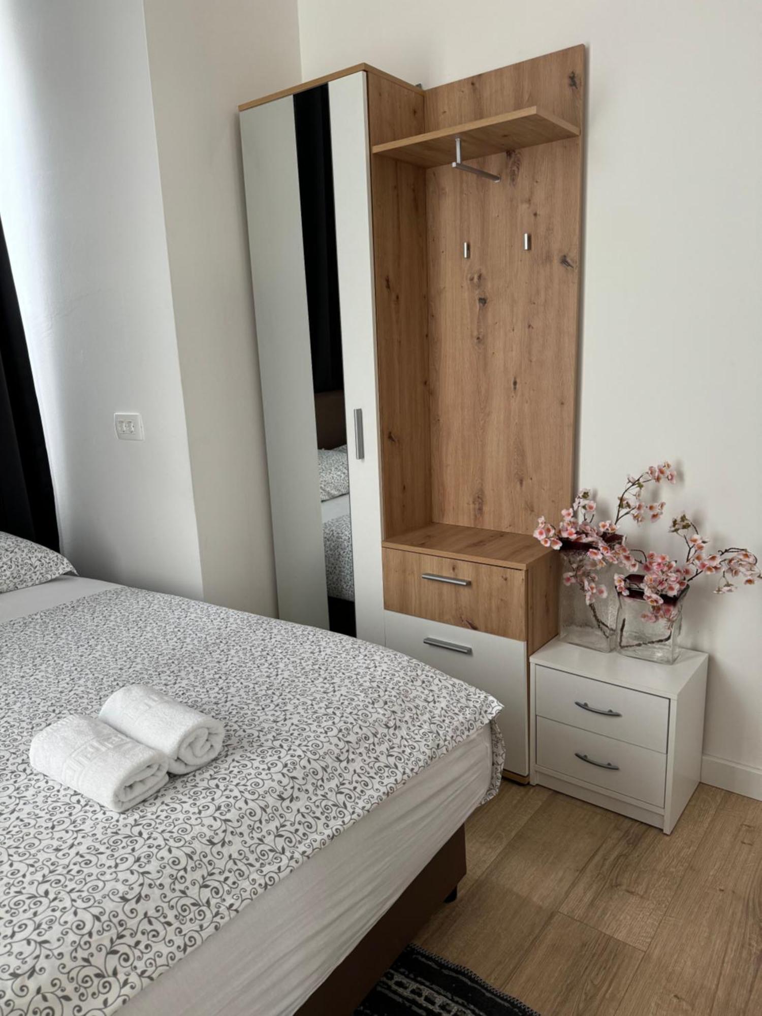 Two Bedroom Apartment N Σπλιτ Εξωτερικό φωτογραφία